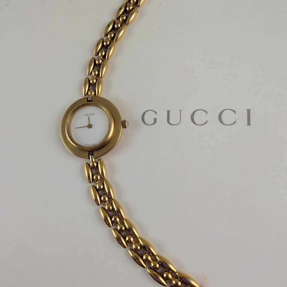 AUTHENTIC GUCCI GOLD 1100 L RICE LINK BEZEL WATCH FOR REPAIR